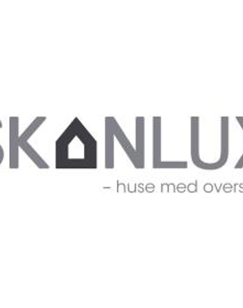 Skanlux Huse Med Overskud CMYK Pos PO 0